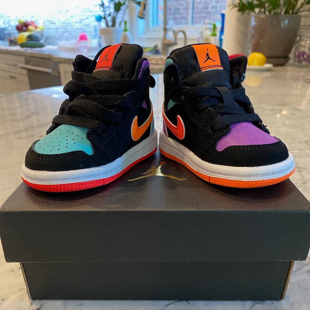 Never Been Worn Baby Jordan AJ 1 Mid Alt
